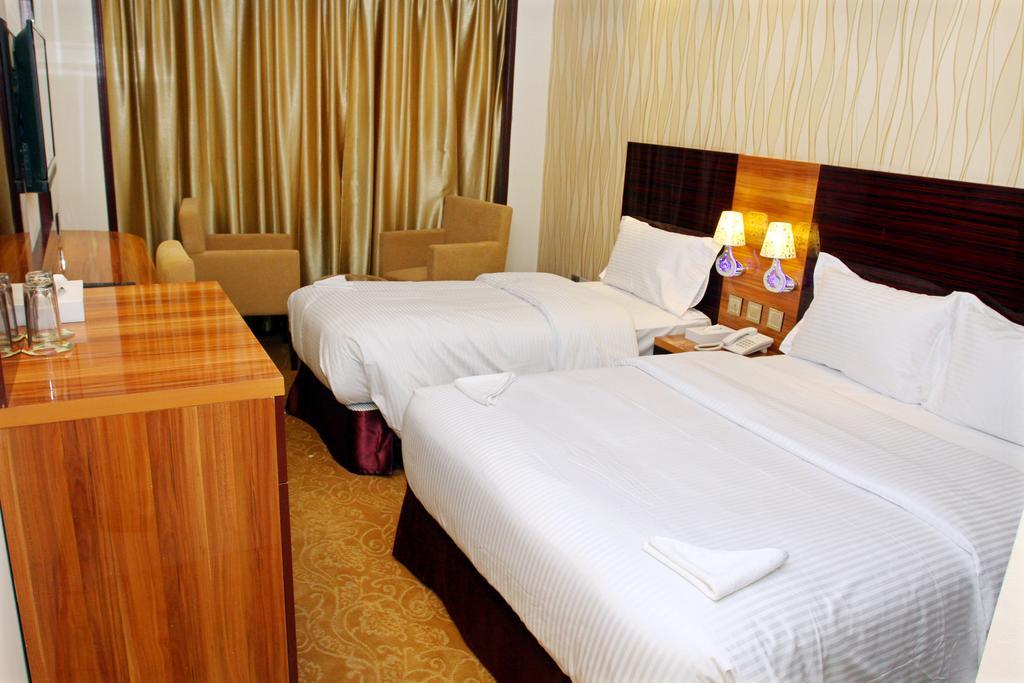Fal Hotel L.L.C Dubai Quarto foto